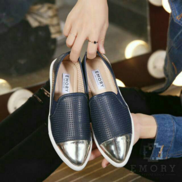 Sepatu Emory  (Original Brand) Thuraya flat