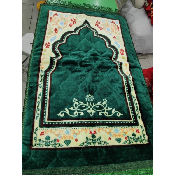 sajadah Quilting Busa Rumbai
