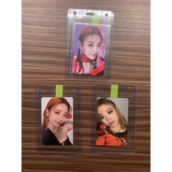 WTS PC Photocard Yeji Ryujin Lolipop Guess Who