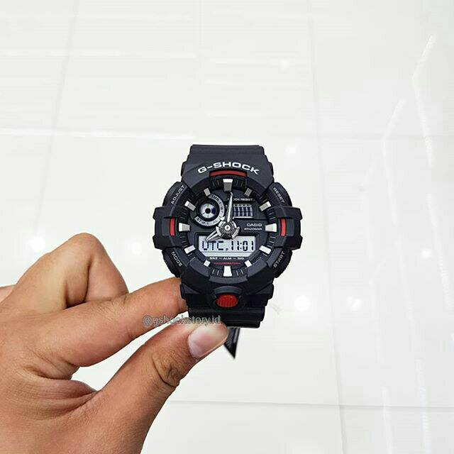 G-SHOCK GA-700-1ADR