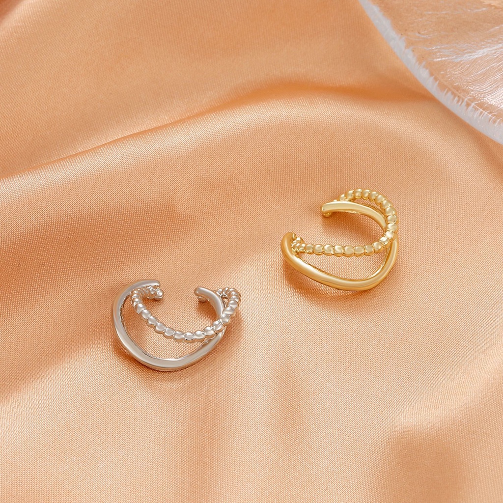 Anting Klip Bentuk C Lapisan Ganda Gaya Vintage Untuk Wanita