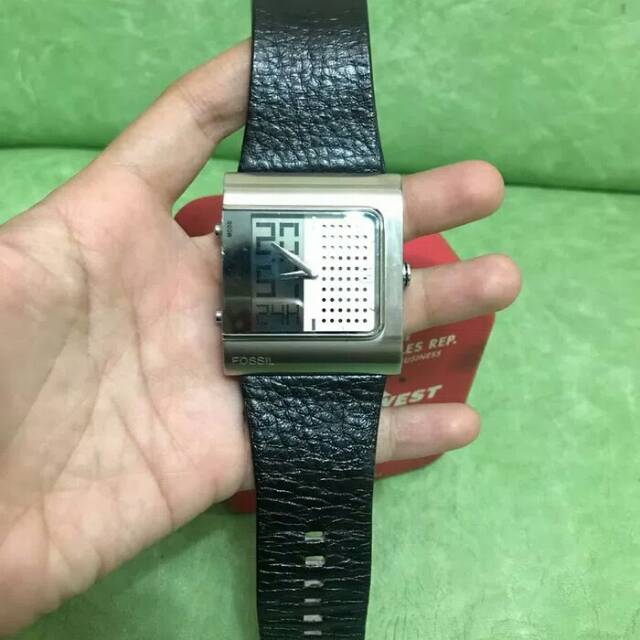 Jam fossil gaban digital preloved