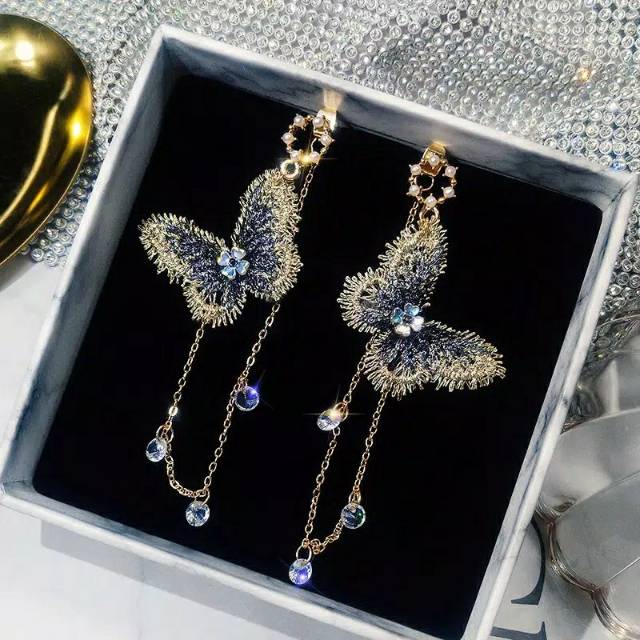 Anting Gantung Kupu-kupu/ Anting Gantung/ Anting Wanita/ Anting Panjang