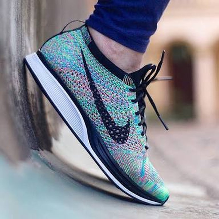 nike running flyknit racer