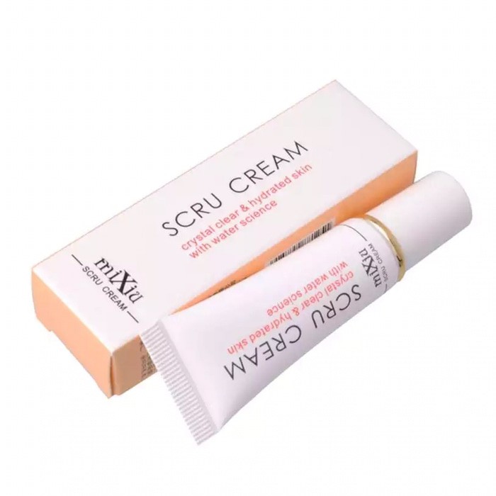 NEW -  Scru cream lip scrub (exfoliates)