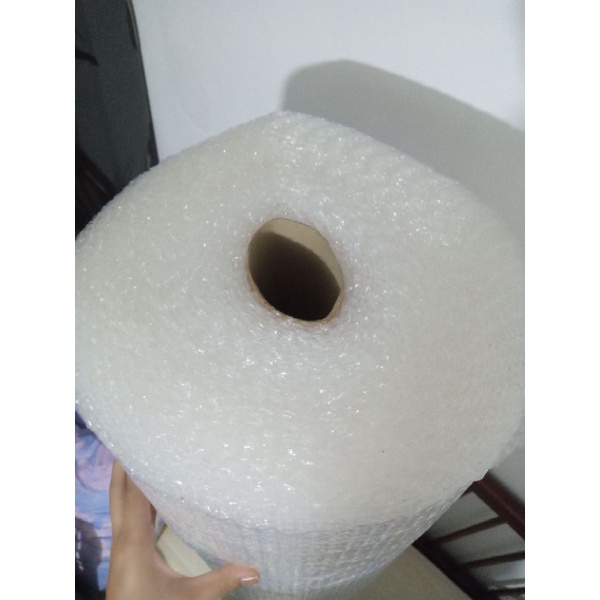 

BUBBLE WRAP UNTUK KEAMANAN PENGIRIMAN