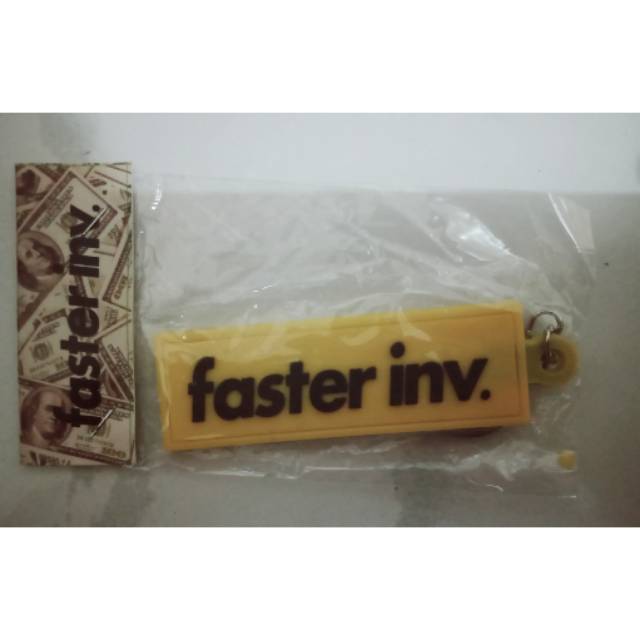 Gantungan Kunci Faster Invader Original