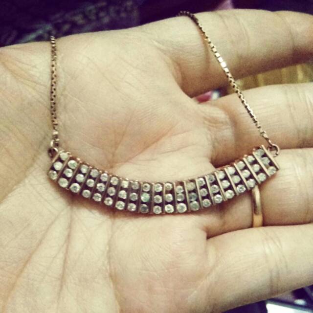 Kalung berlian