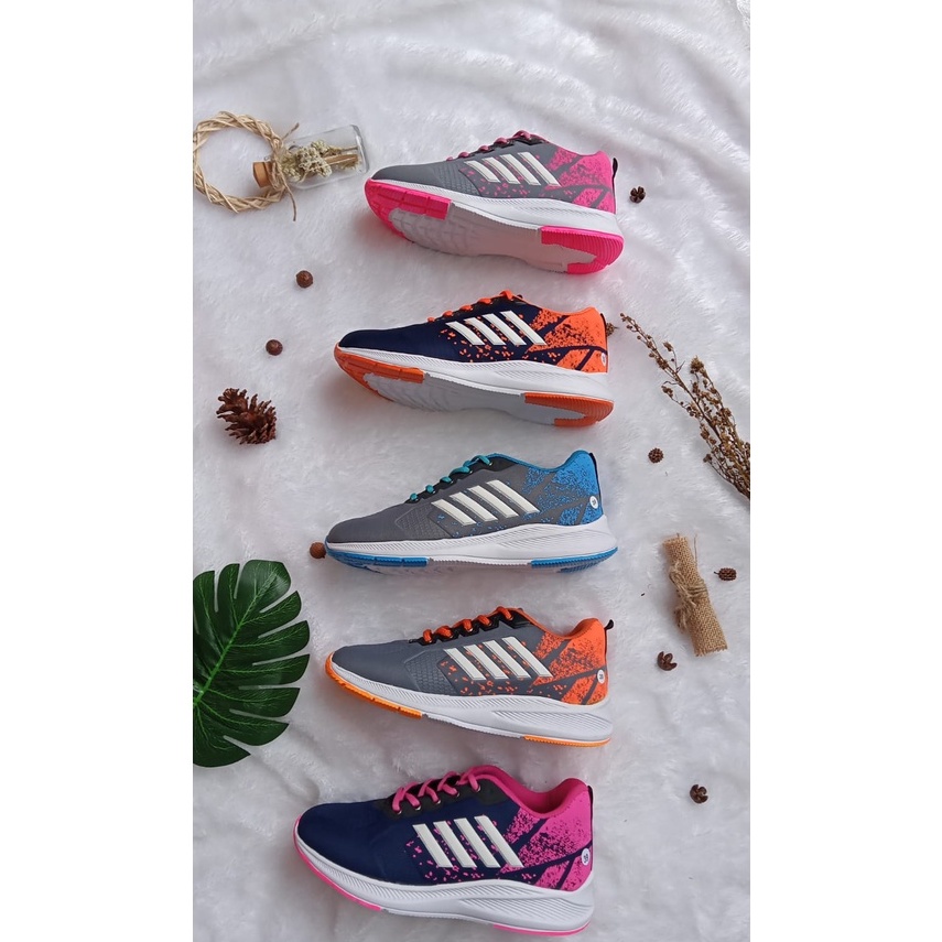 SEPATU SENAM/SEPATU JALAN-JALAN/SEPATU OLAH RAGA/SEPATU KEREN/SEPATU WANITA