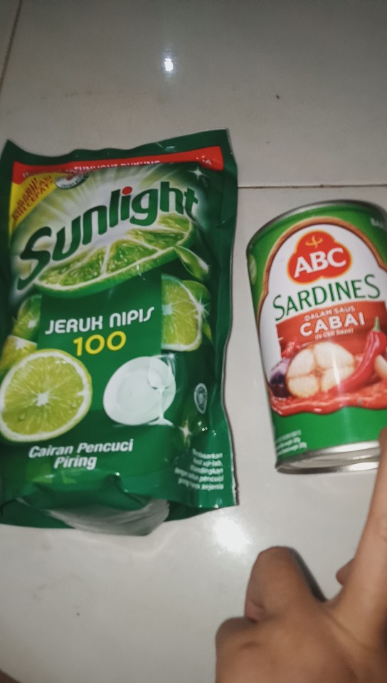 Sunlight Cairan Pencuci Piring Refill 680ml Sunlight Sabun  Cuci Piring Cair,