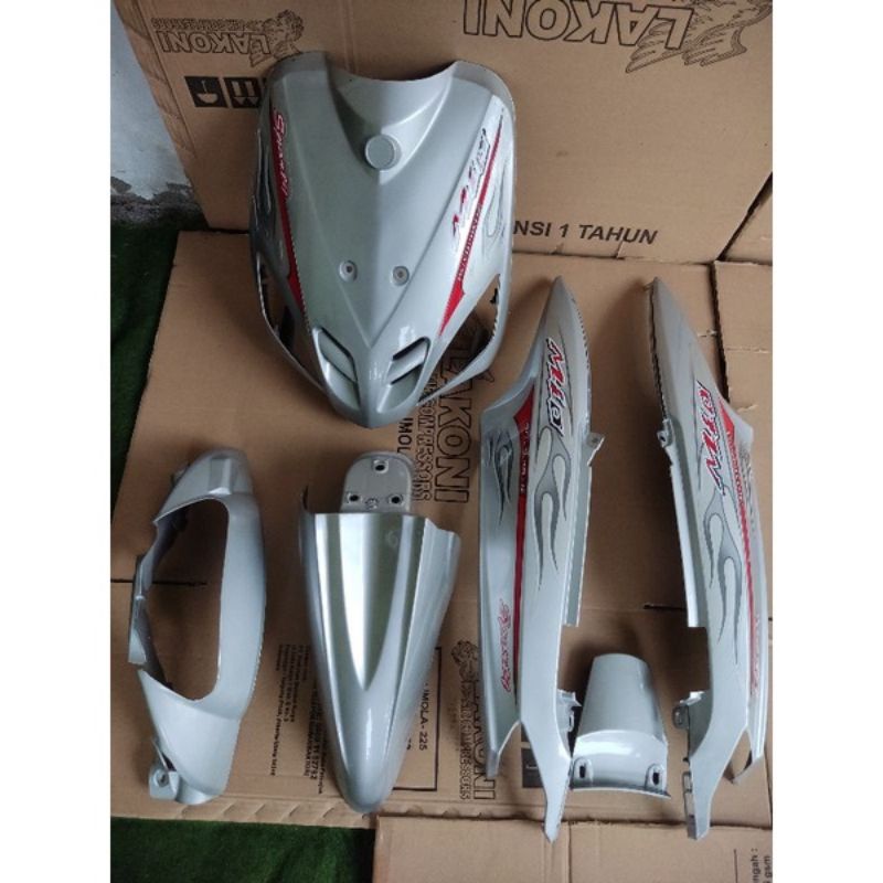 body halus set Mio sporty silver 2006