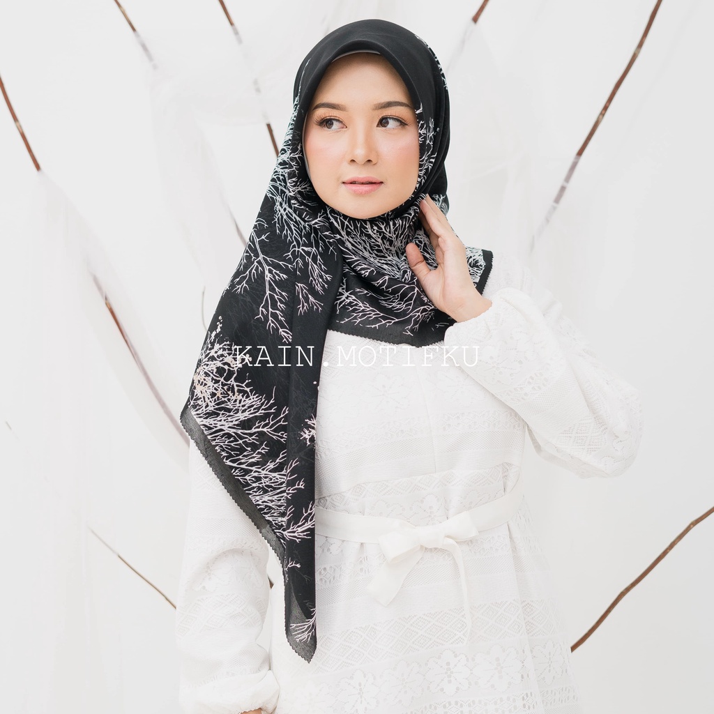 JILBAB MOTIF HIJAB SEGIEMPAT VOAL MOTIF PREMIUM JILBAB PRINT LASERCUT KERUDUNG SEGIEMPAT MOTIF MURAH-Rena