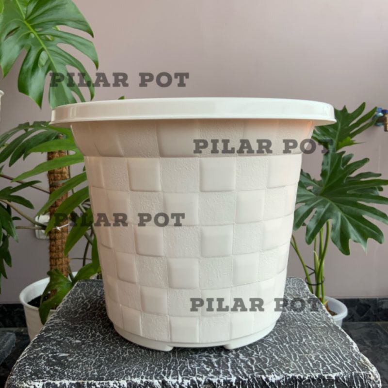 Pot bunga tanaman motif catur putih 30cm - akasia 30