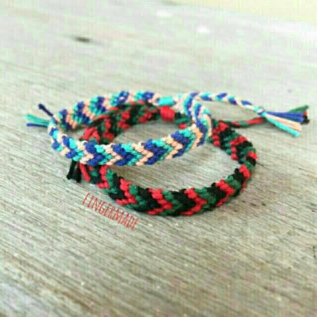 Fingermade Friendship Bracelet Gelang Persahabatan