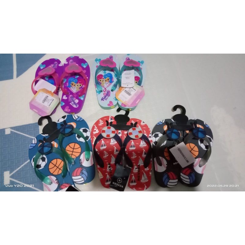 sandal anak nevada