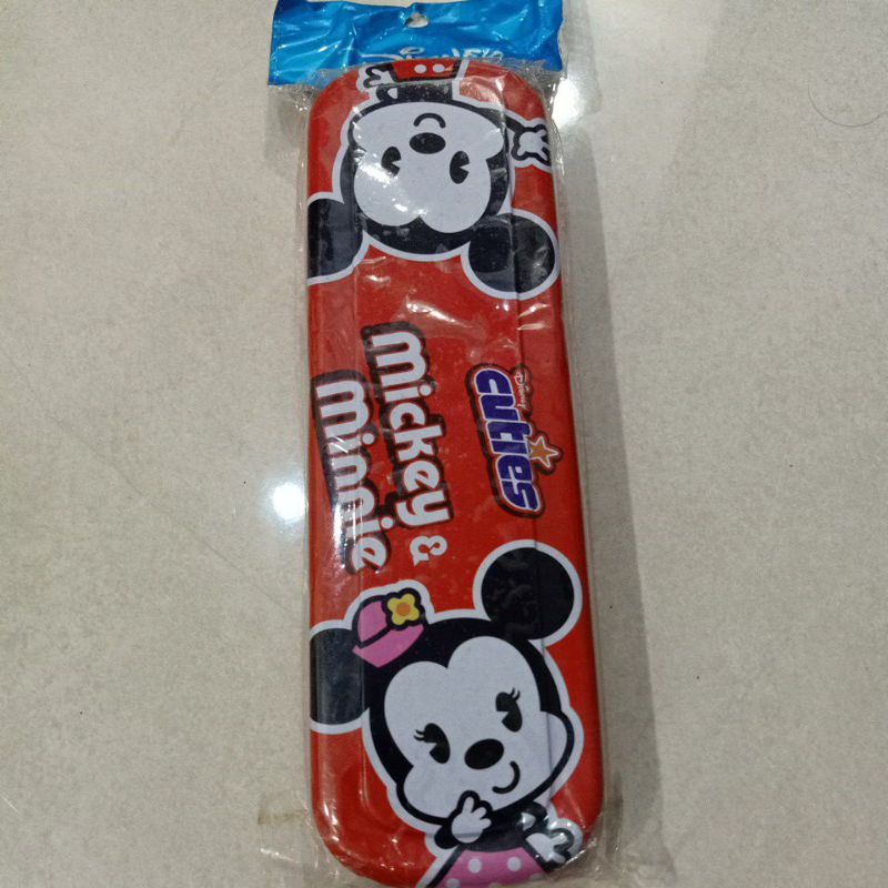 

Tempat pensil kaleng import disney