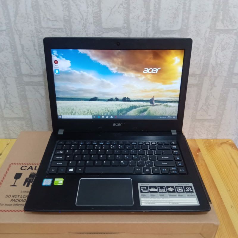 Laptop Acer Aspire E5-475G Core i3-6006U Gen 6 Double Vga Nvidia Geforce 940MX 2GB Ram 4GB HDD 500GB Siap gaming editing