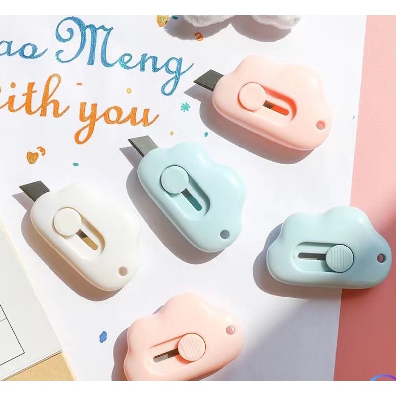 

PISAU CUTTER MINI PORTABLE - DELI 2050