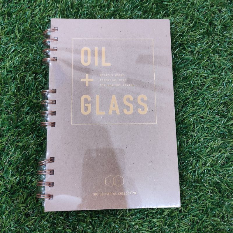 

Buku Oil + Glass