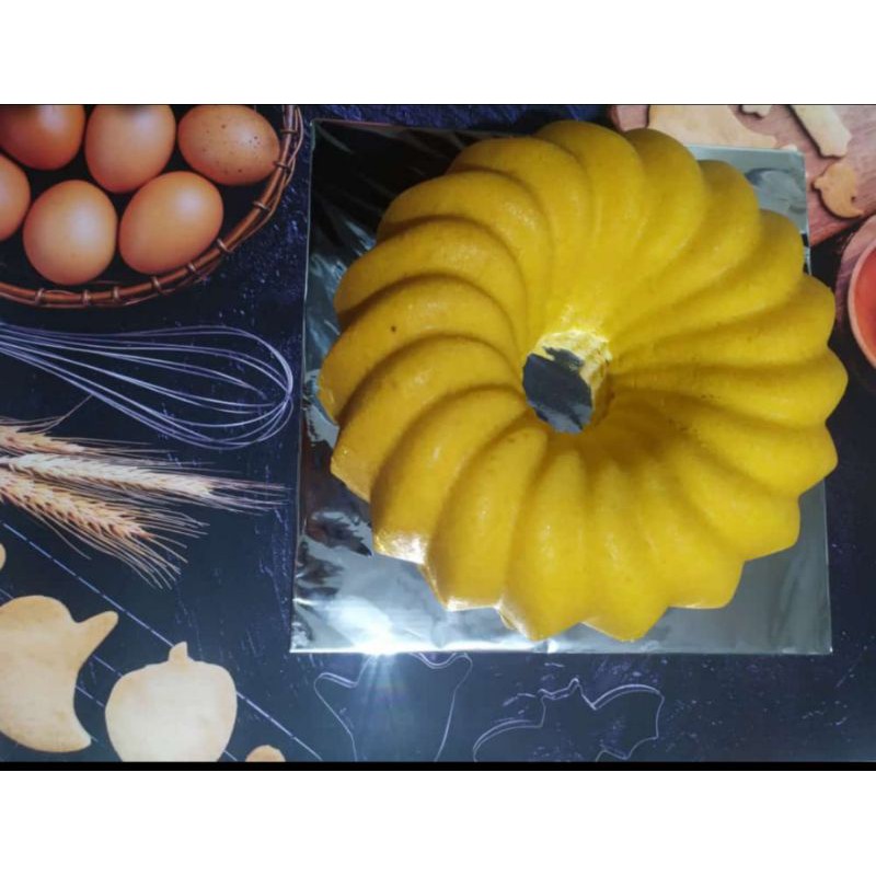 

Bolu Tape Keju diameternya 24 cm