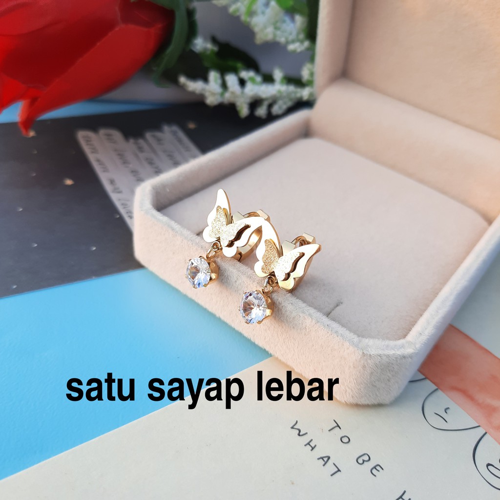 Anting Jepit Titanium Aksen Kupu-Kupu Dengan Diamond Tersedia Warna Rose Gold dan Gold