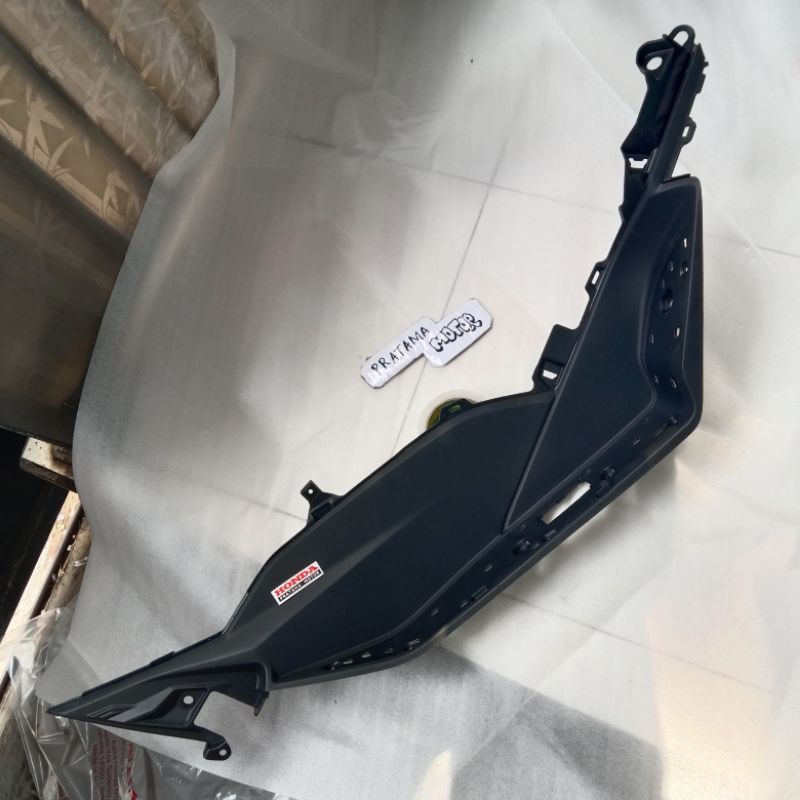 ( PCX160 )Bordes PCX 160 Stepfloor step floor pijakan kaki kanan PCX MURAH IJEKAN KAKI KANAN PCX 160