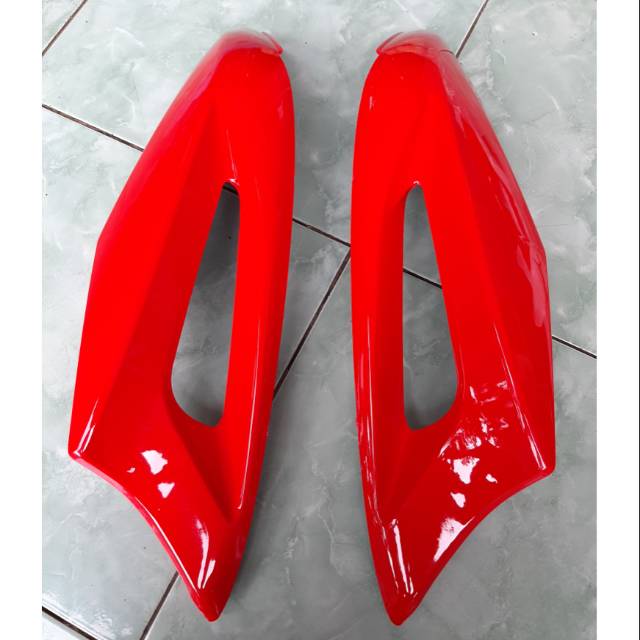 Cover body depan sayap samping blade karbu blade lama 2008 2009 2010