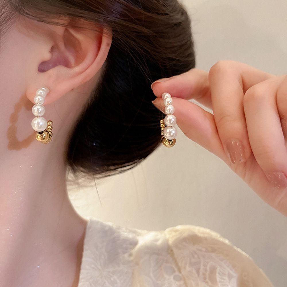 Mxbeauty Wanita Menjuntai Anting Gadis Elegan Hadiah Mutiara Perhiasan Aksesoris Anting Liontin Bentuk C Fashion Hoop Earrings