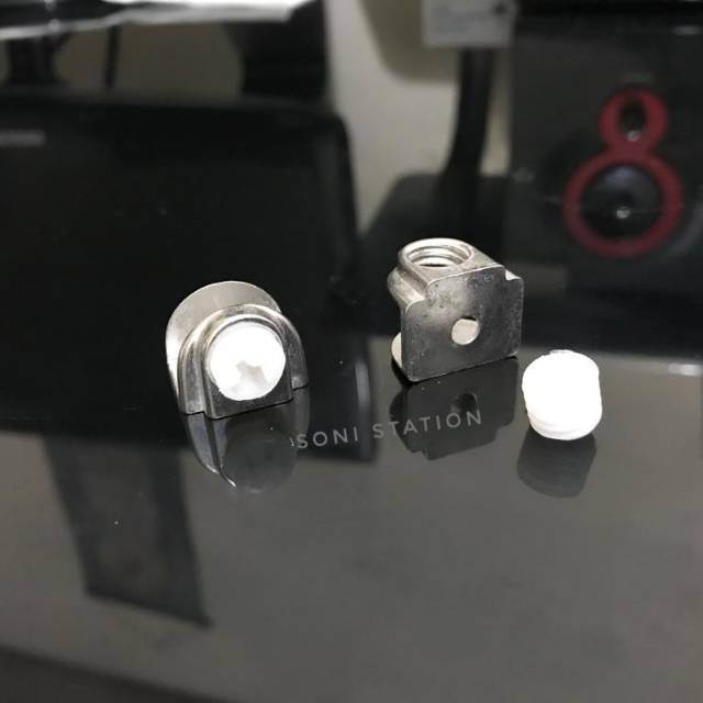 jepitan kaca aj-7 model skrup / ambalan sekat kaca AJ-7 sekrup