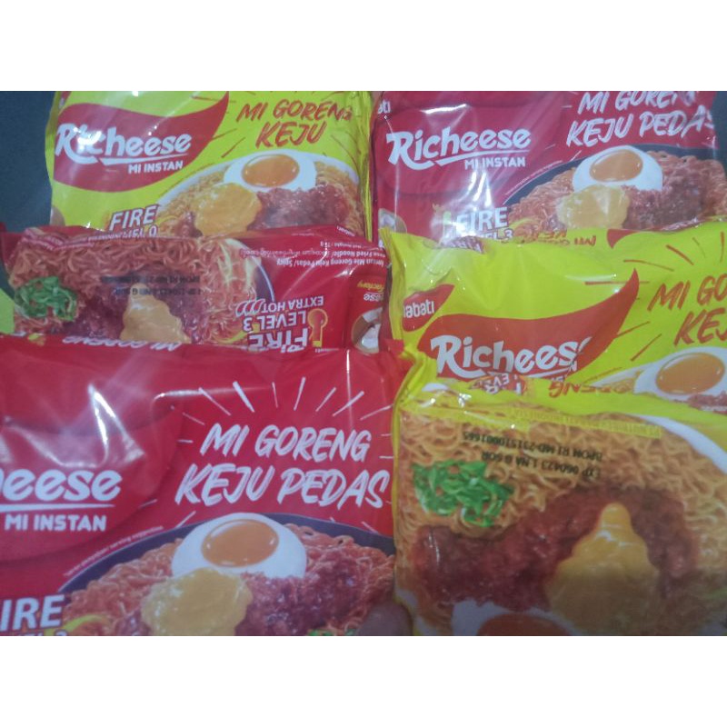 

miee ricches virall