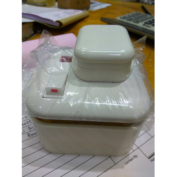 Saklar - Perlengkapan Listrik - Saklar Broco Stop Kontak Ac + Steker Ac + Outbowdus Panasonic Produk