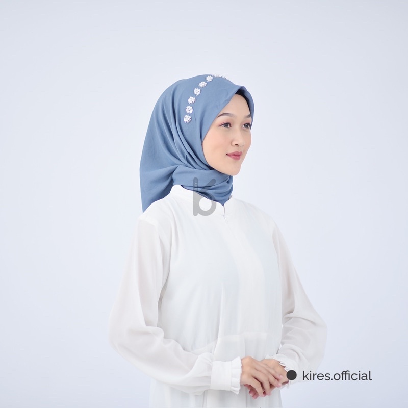 Bella Square Payet / Jilbab Segi Empat Polycatton Payet