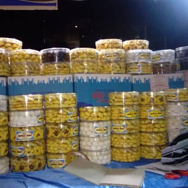 

Macam-macam kue lebaran