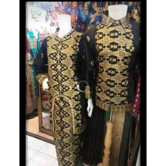 Batik couple palembang