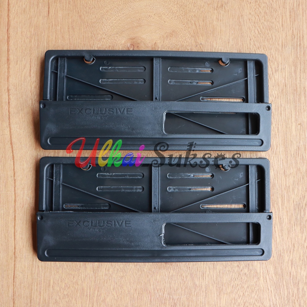 Dudukan Bingkai Plat Nomor Motor / Cover Tempat Plat Variasi Plastik Datar 1 Set Depan Belakang - Model Seperti Plat Nomer Bawaan Universal Variasi Aksesoris Sepeda Motor Murah