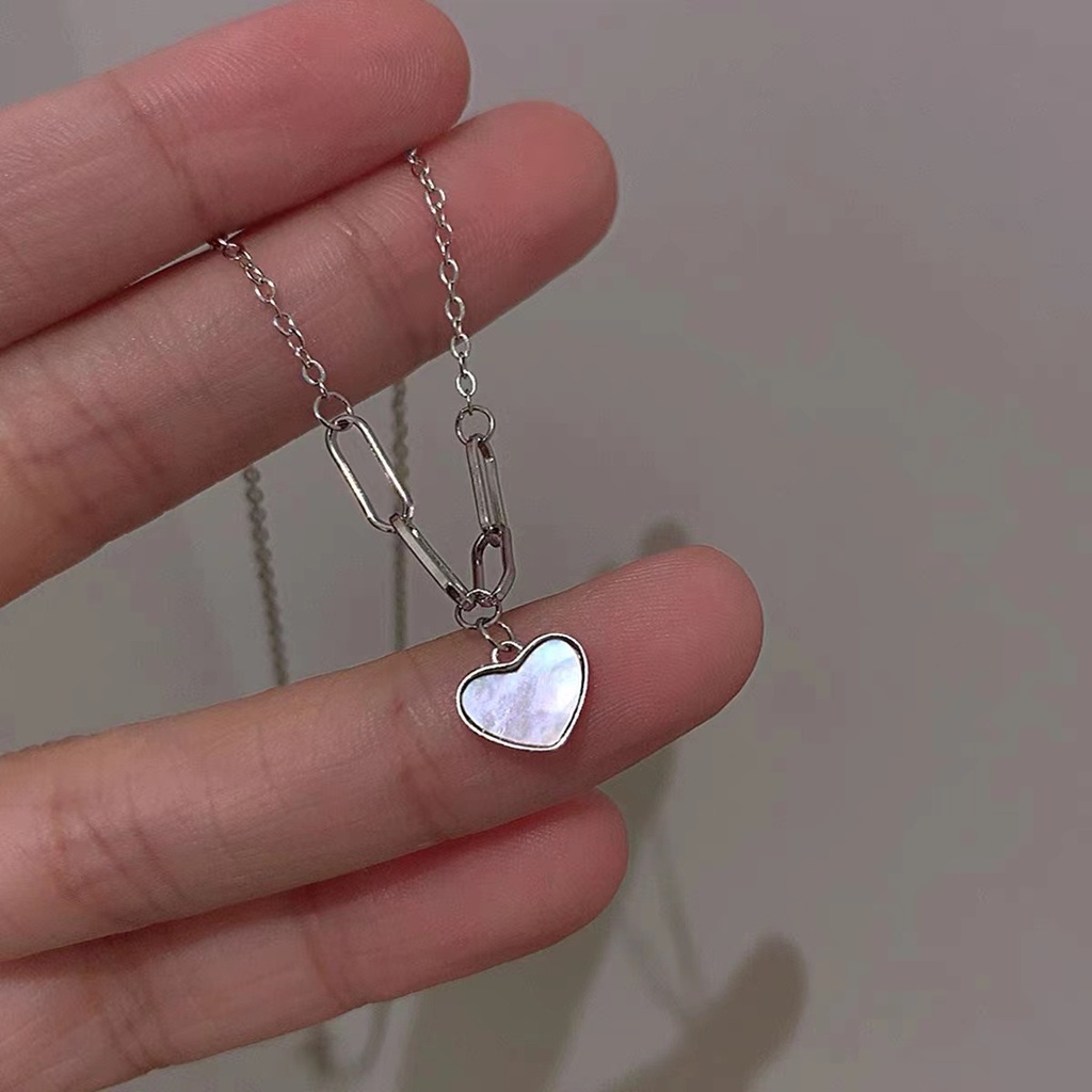 Kalung Rantai Bahan Metal Warna Silver Bentuk Hati Untuk Wanita