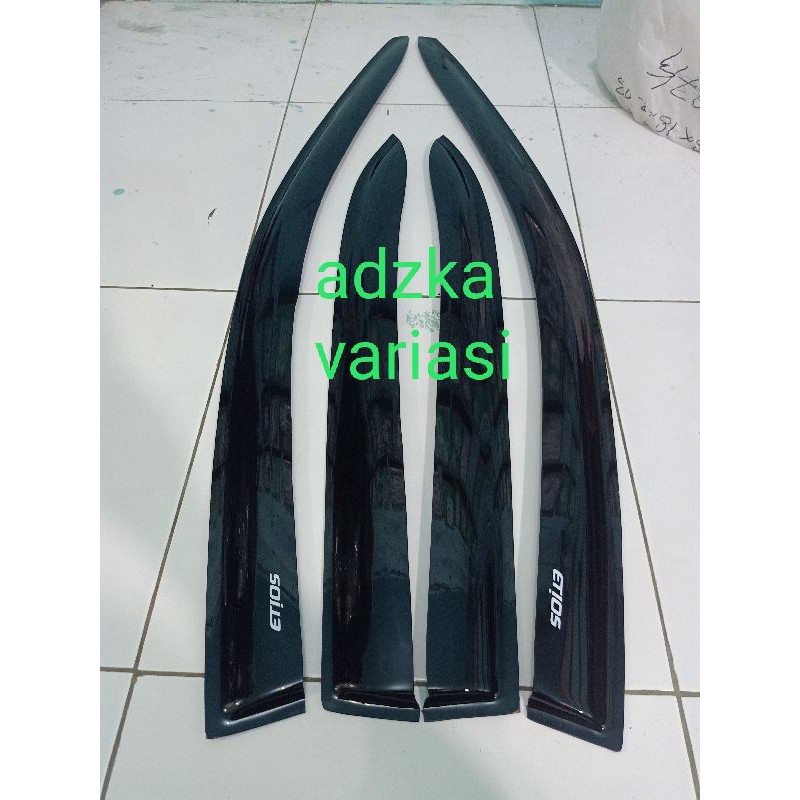 talang air mobil Toyota Etios Valco