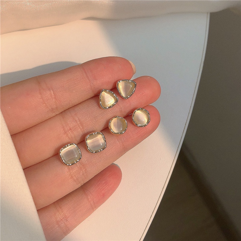 Japanese and Korean New Style Niche Opal Set Earrings Ins Personality Design Sense Simple One Week Ear Jewelry Fashion Accessories Jewelry