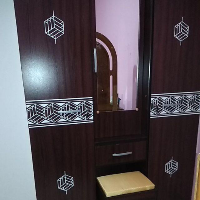 Lemari Pakaian 2 Pintu + Meja Rias Lpc 8355 Wq
