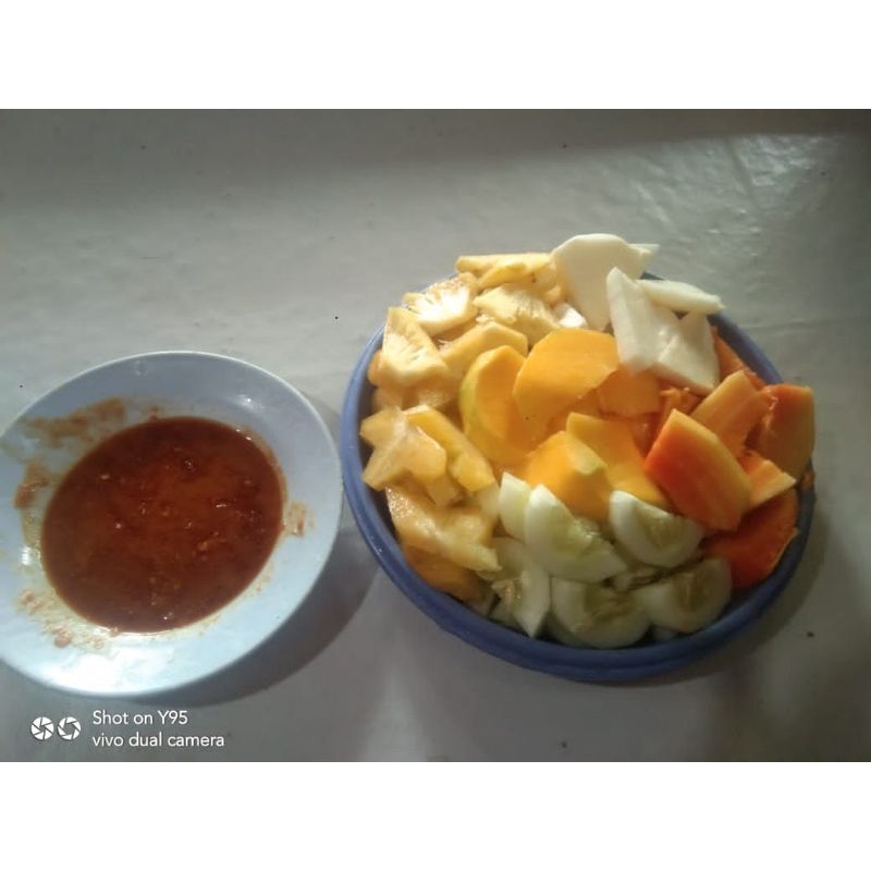 

Rujak Lutis
