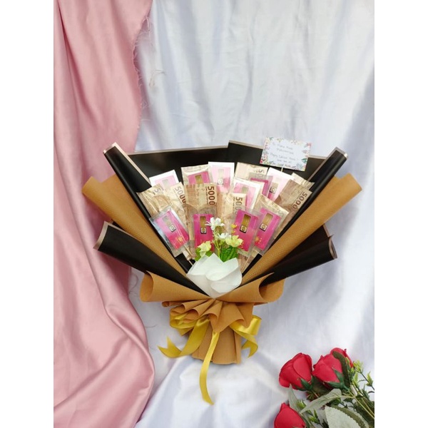 Buket Bunga Cilacap Cantik Buket Bunga Wisuda Buket Bunga Lamaran Buket Uang Kosong