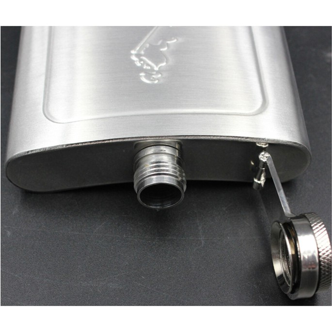 Stainless Steel OMHZ6CSV Hip Flask Johnnie Walker 7 Oz - Silver