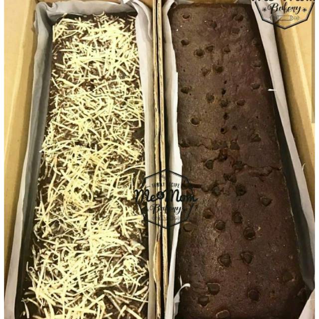 

Brownies Signature large / Cemilan Enak / Kue Kekinian / Kado Kue / Kuetart Ultah / Gift