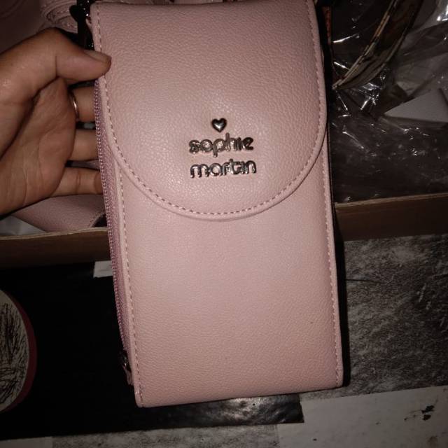 Dompet jezlyn