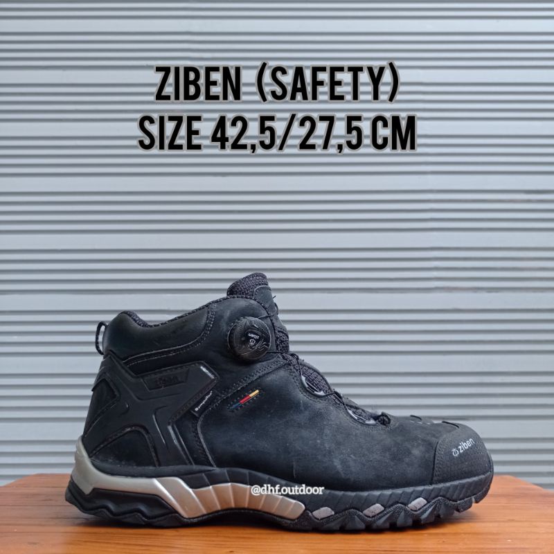 Sepatu Safety outdoor Ziben 42,5