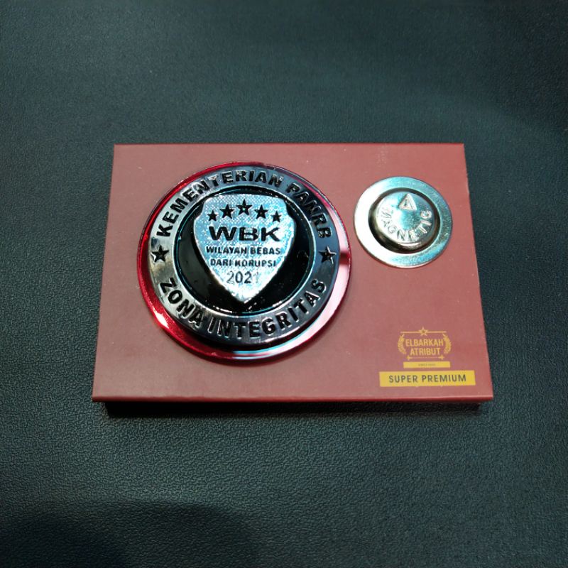 PIN WBK KEMENTRIAN PANRB ZONA INTEGRITAS TERBARU MAGNET AKRILIK #1