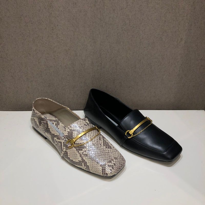 Sepatu Wanita Flat Shoes Charles & Keith Original Store Sale Murah