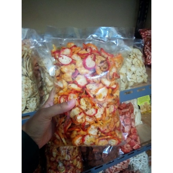 

kerupuk seblak pedas
