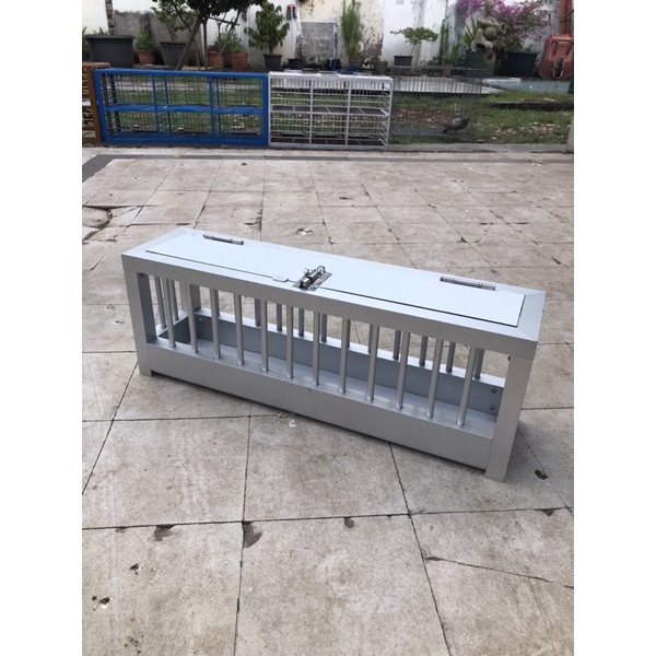 Tempat makan merpati umbaran