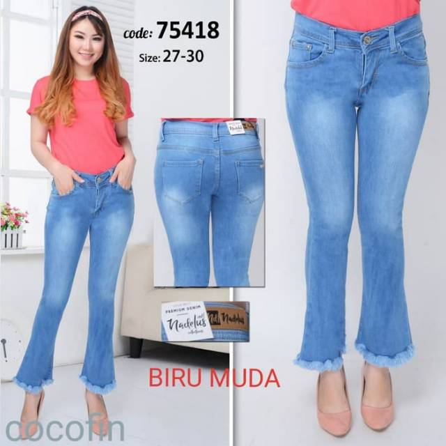 #75418 NADELUS JEANS CUTBRAY RAWIS